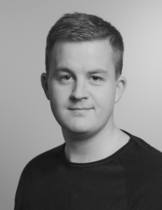 Jón Freyr Bjarnason : Verslun